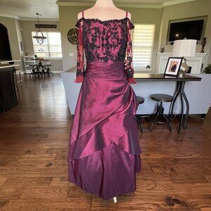 LaBelle Fashions Formal Gown Size 14 Wine Black Lace Whimsigoth Goth Romantic L